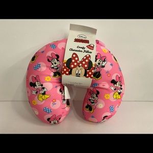 minnie mouse pink travel pillow 11"x11"